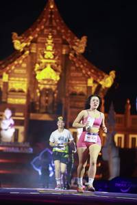 BIB: 116
                            <button type="button" onclick="openModal(22341993)" class="btn btn-primary btn-sm float-right btn-popup" data-toggle="modal" data-target=".modal-high-quality">
                        <i class="fas fa-shopping-cart"></i> Add to Cart
                    </button>
                                            <button type="button" onclick="isThisMe(22341993, true)" class="btn btn-success btn-sm float-right btn-popup btn-isme hidden" data-toggle="tooltip" data-placement="bottom" title="นี่คือรูปของคุณใช่ไหม คลิกที่นี่เพื่อเอาเข้าอัลบั้ม">
                        <i class="fas fa-plus"></i> Add to album
                    </button>
                    <button type="button" onclick="isThisMe(22341993, false)" class="btn btn-warning btn-sm float-right btn-popup btn-isnotme hidden">
                        <i class="fas fa-ban"></i> Remove from album
                    </button>